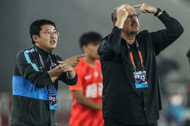 WCBA-韩旭19+8李梦13分 四川女篮13连胜领跑